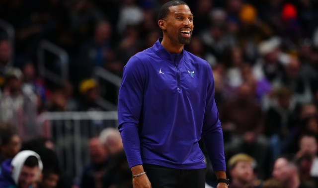 开云体育官网-大胜魔术！黄蜂主帅：我们的沟通非常棒 这是球队不断成长的原因