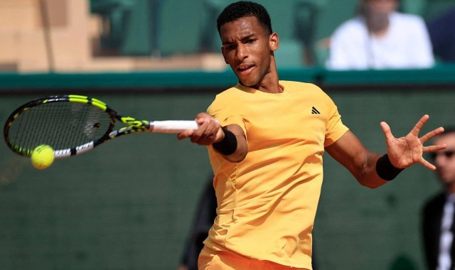 开云-无惧法国克星！菲斯抢七险胜阿利亚西姆，强势挺进大师赛八强