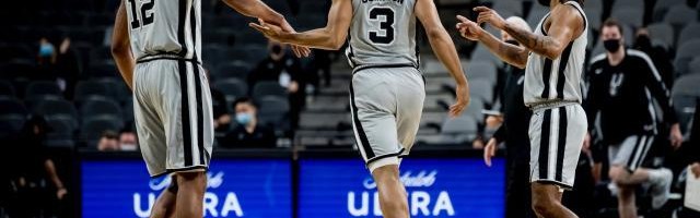 开云APP下载-力斩洛城双雄还能赢绿军 马刺永远不能被忽视